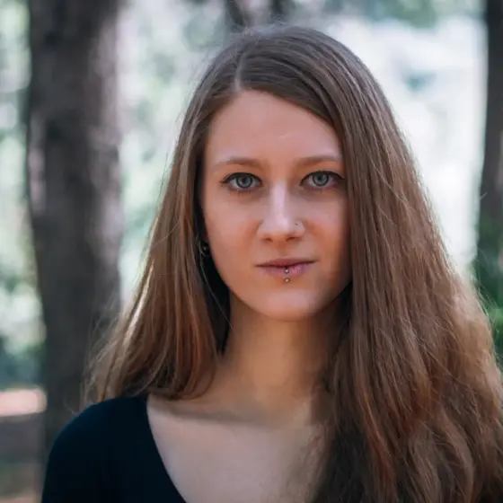 Ioni Mo