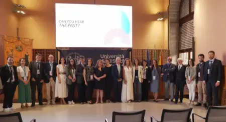 Hearing the Past: The Multidisciplinary Challenge and the VOICING Project Team 1 Voicing Gruppo VOICING